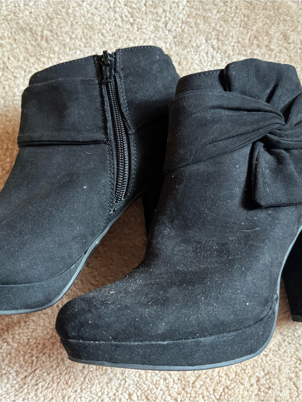 LC Lauren Conrad Black Suede Bow Ankle Boots